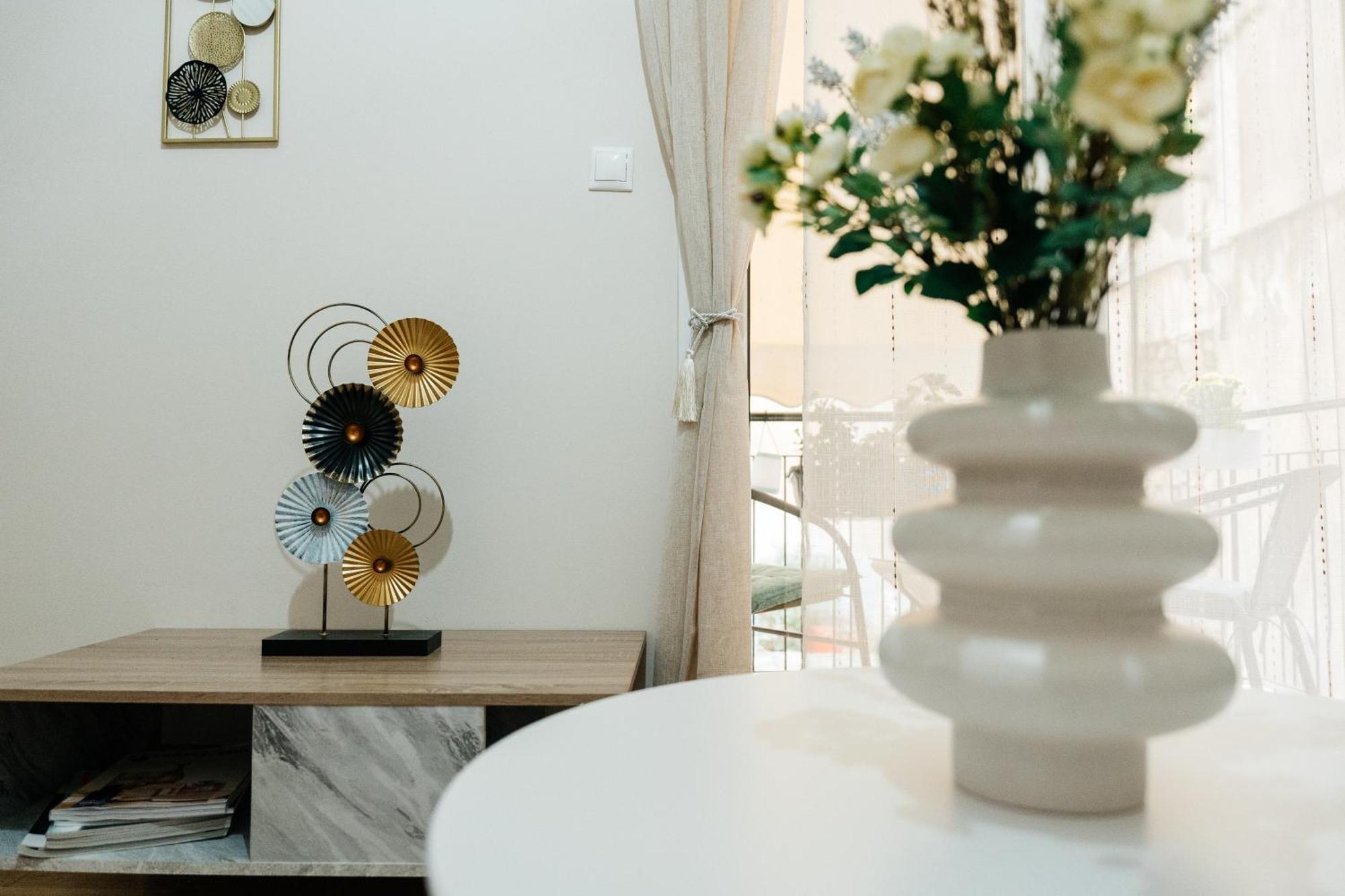 Luxury Apartment Center Athena Bagian luar foto