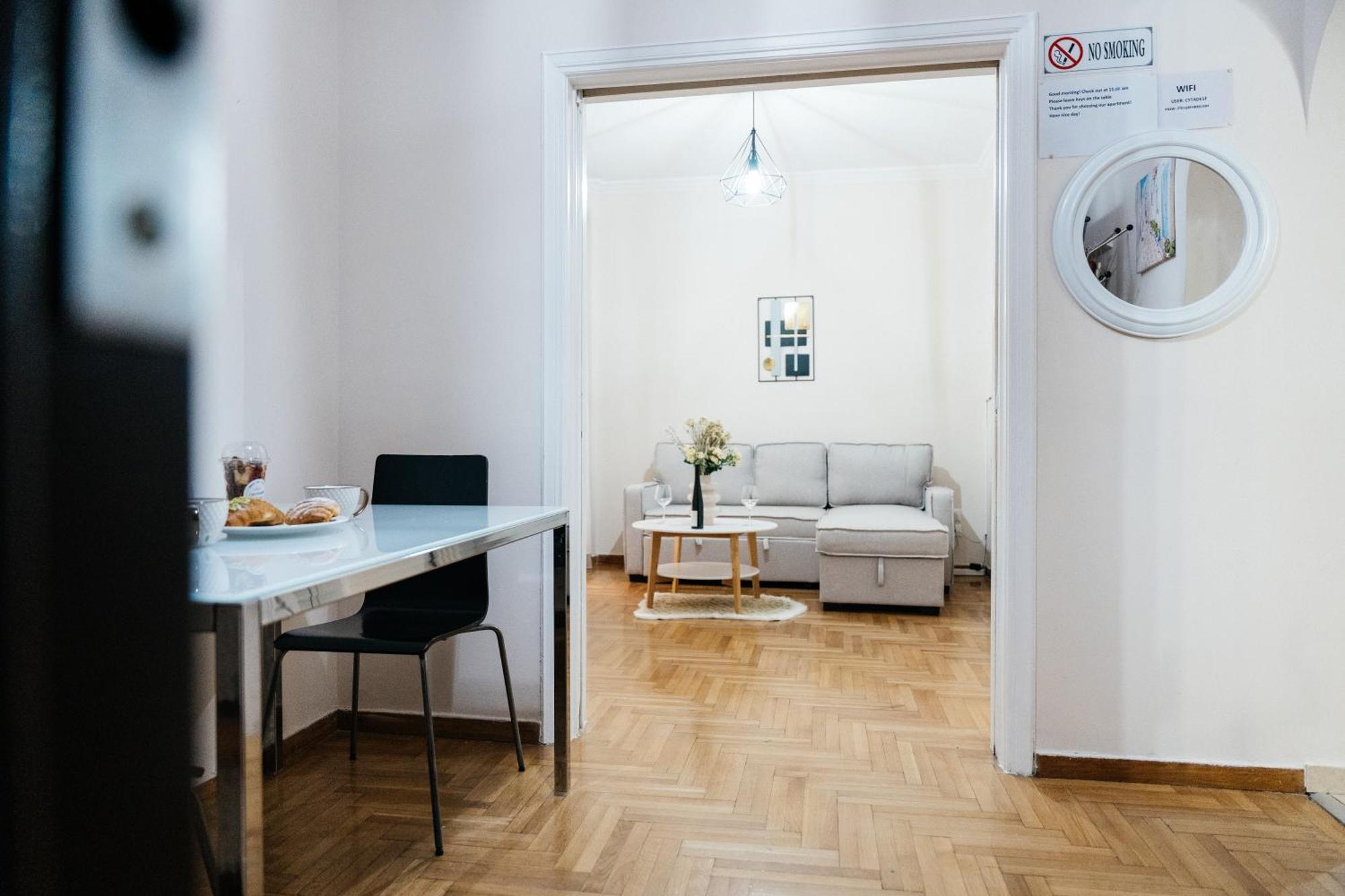 Luxury Apartment Center Athena Bagian luar foto