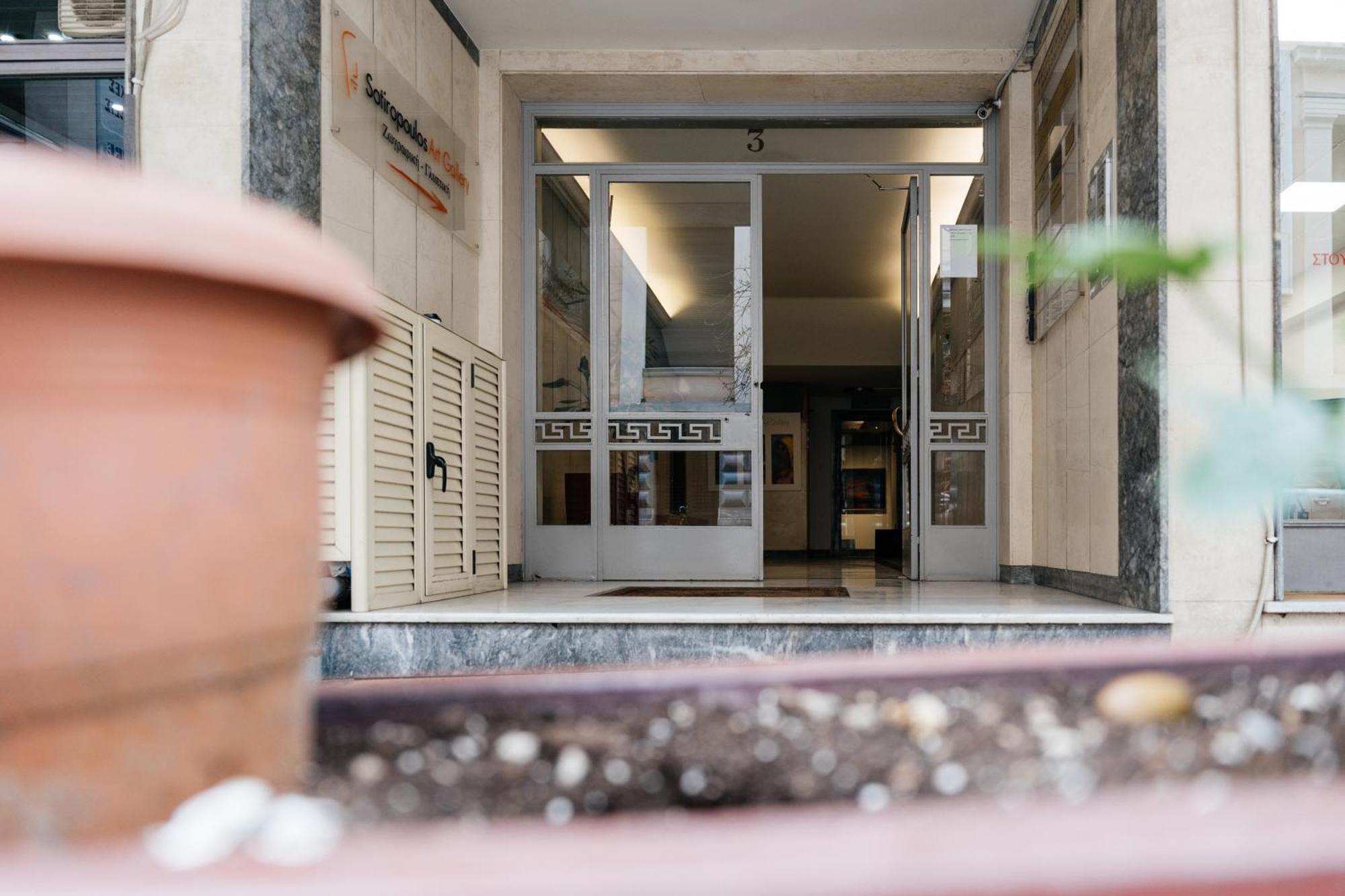 Luxury Apartment Center Athena Bagian luar foto